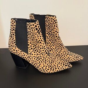 Leopard Print Pointed Toe Ankle Boots - Tan/Black
